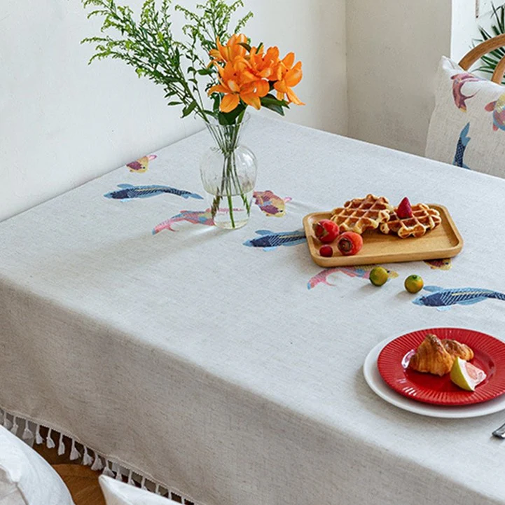Nappe Poisson Bleu Brodée avec Franges – Image 3